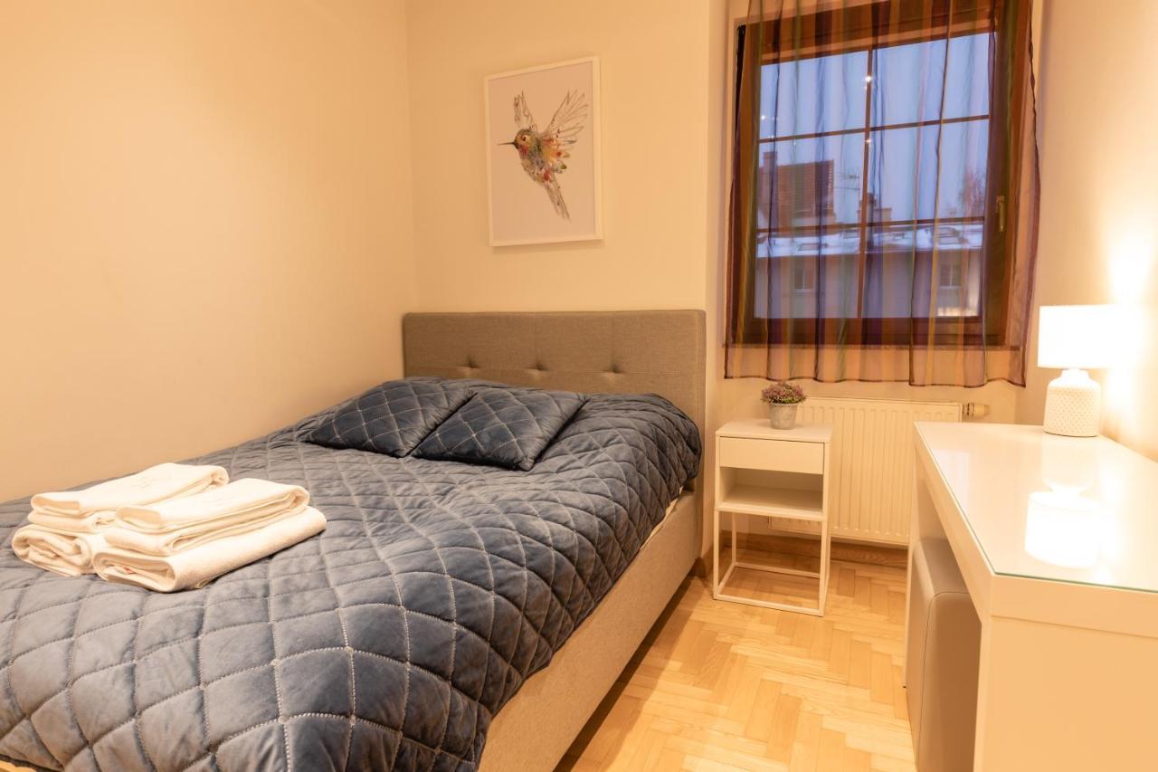 Basha Premium 1 Sopot